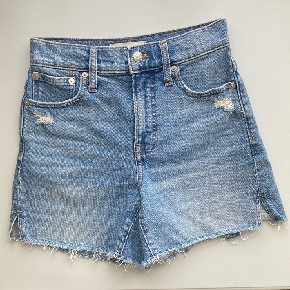 Madewell mid-length shorts